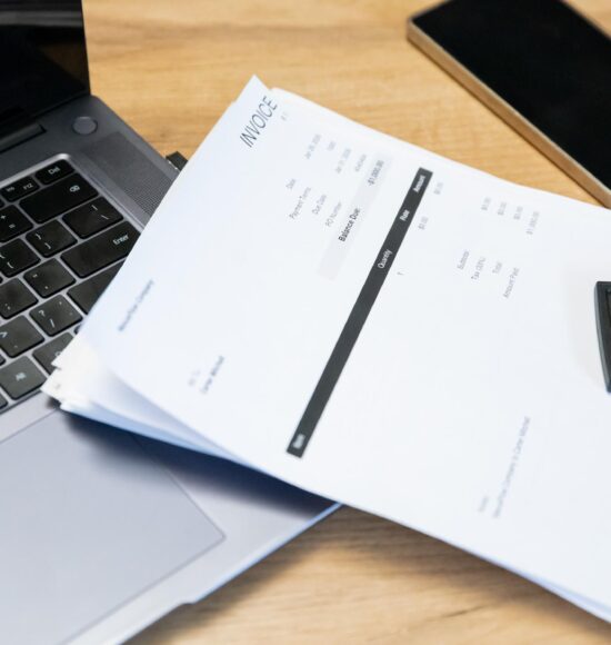 How to Manage Bookkeeping, Payroll and VAT for a Small Business in the UK